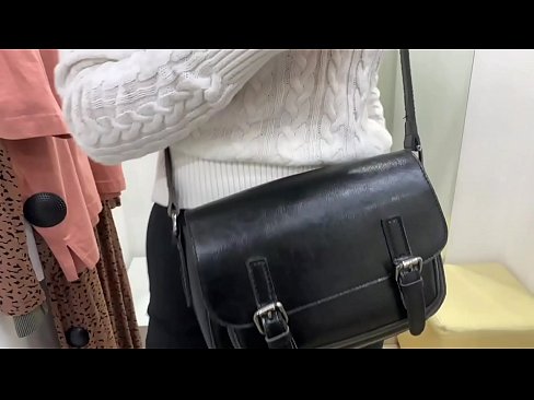 ❤️ Masturbation publique de la jeune salope FeralBerry avec un gode dans la cabine d'essayage Sexe at us fr.porngifmag-com.ru  ❤